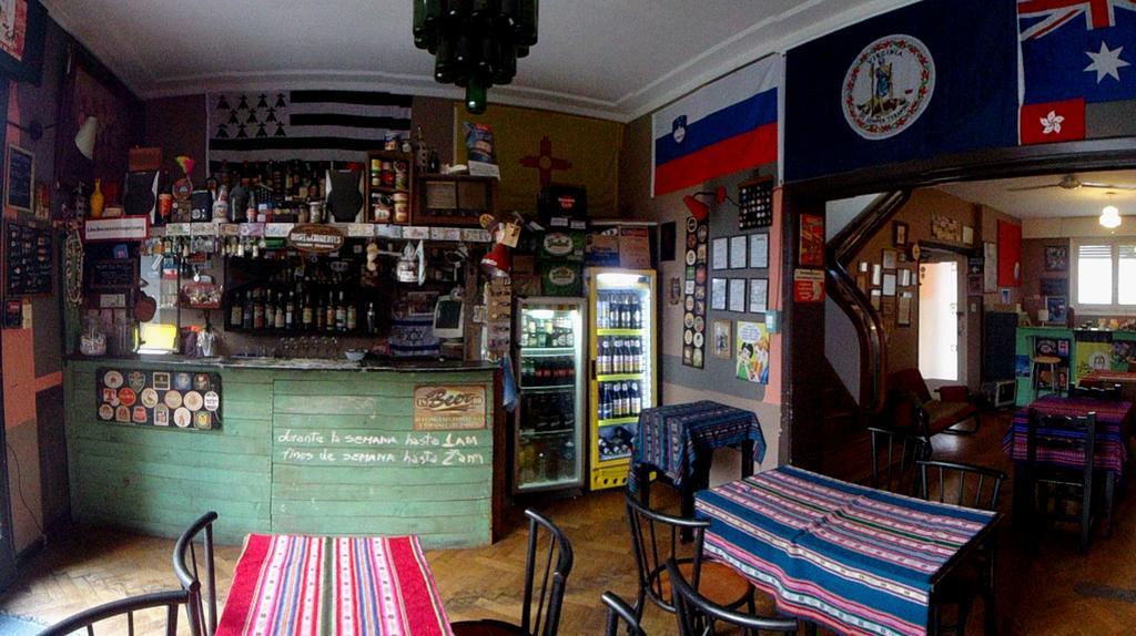 La Lechuza Hostel Росарио Экстерьер фото